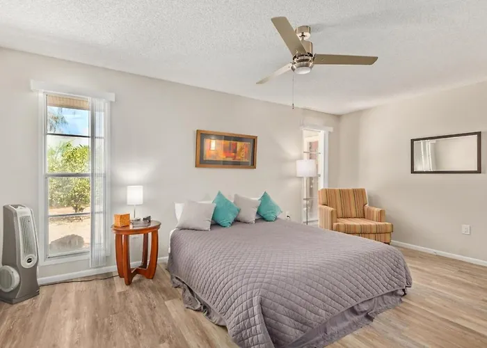 Eclectic Hideaway I 3br, Ensuites, Fenced, Sunsets * Sun City West