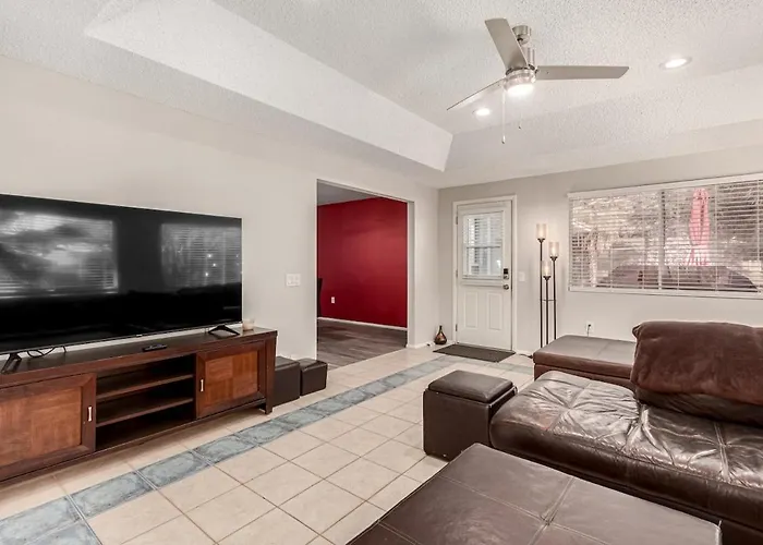 Eclectic Hideaway I 3br, Ensuites, Fenced, Sunsets Holiday home Sun City West