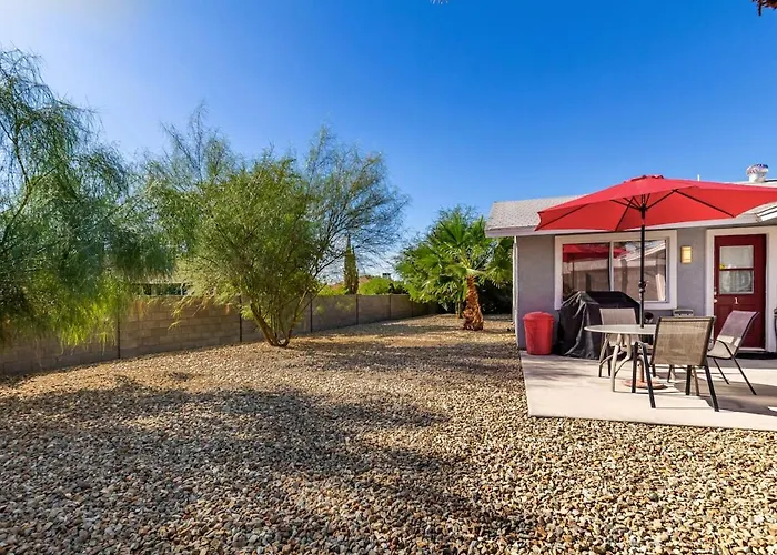 Eclectic Hideaway I 3br, Ensuites, Fenced, Sunsets Holiday home *